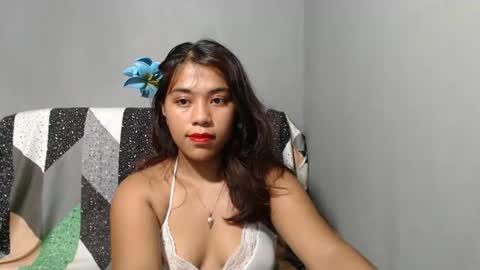 Snapshot of lynskaye2005 chatting on June 2026 07:55:01 AM Lyn online show from June 2026 07:55:01 AM