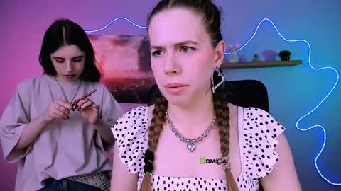 Snapshot of lyra_desire chatting on May 2026 08:32:01 AM lyra_desire online show from May 2026 08:32:01 AM
