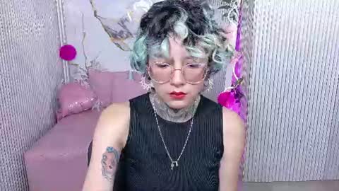 Snapshot of lyra_tay chatting on July 2026 01:35:02 PM lyra_tay online show from July 2026 01:35:02 PM