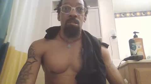 Snapshot of lyricalhippie chatting on March 2026 09:37:01 AM lyricalhippie online show from March 2026 09:37:01 AM