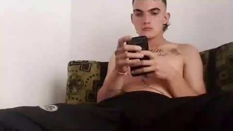 Snapshot of m0ntana777 chatting on February 2025 11:55:01 AM m0ntana777 online show from February 2025 11:55:01 AM