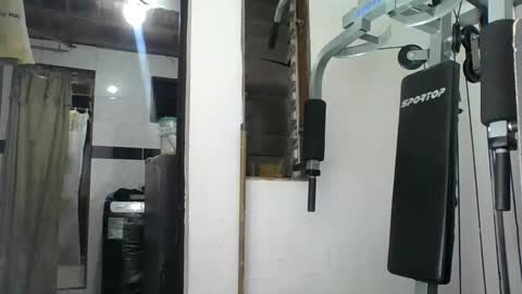 Snapshot of m0ntana777 chatting on September 2025 07:41:01 AM m0ntana777 online show from September 2025 07:41:01 AM