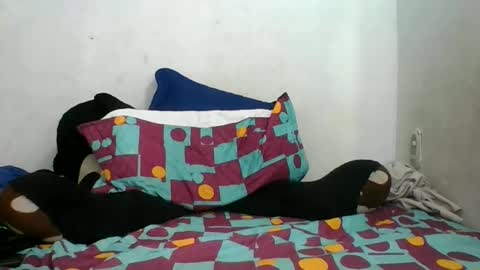 Snapshot of m0ntana777 chatting on September 2025 04:10:02 PM m0ntana777 online show from September 2025 04:10:02 PM