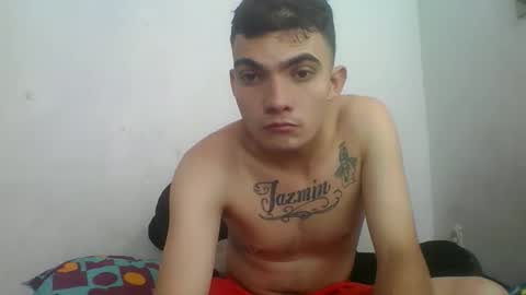 Snapshot of m0ntana777 chatting on November 2025 11:32:02 AM m0ntana777 online show from November 2025 11:32:02 AM