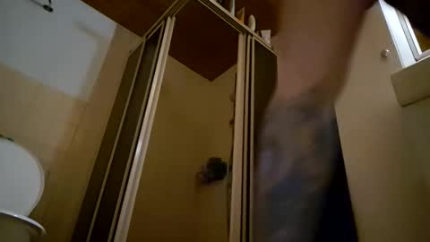 Fucklover online show from January 2026 08:14:02 PM