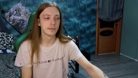 Snapshot of m1shq chatting on March 2025 12:04:02 AM m1shq online show from March 2025 12:04:02 AM