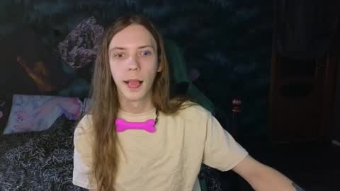 Snapshot of m1shq chatting on March 2025 09:55:01 AM m1shq online show from March 2025 09:55:01 AM