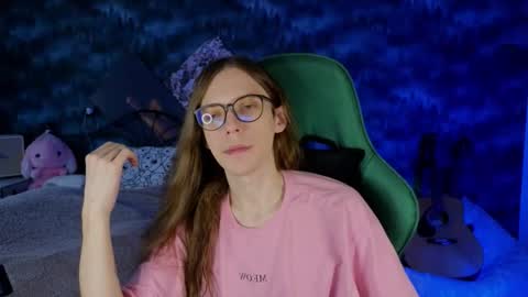 Snapshot of m1shq chatting on September 2025 02:50:02 PM m1shq online show from September 2025 02:50:02 PM