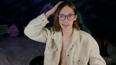 Snapshot of m1shq chatting on September 2025 10:57:01 PM m1shq online show from September 2025 10:57:01 PM