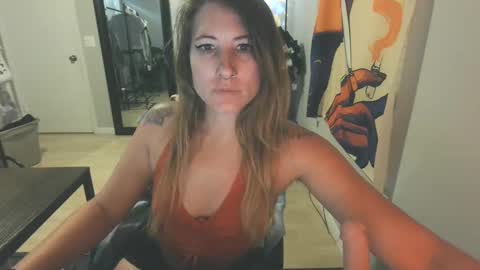 Snapshot of m3taaa chatting on September 2025 02:02:01 AM M3ta online show from September 2025 02:02:01 AM