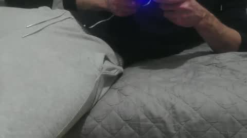 m4dh4tter24 online show from December 2024 09:00:01 PM