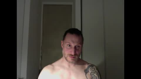 m4rduk online show from February 2026 08:27:01 PM