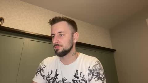 m_stephen online show from February 2026 04:43:01 AM