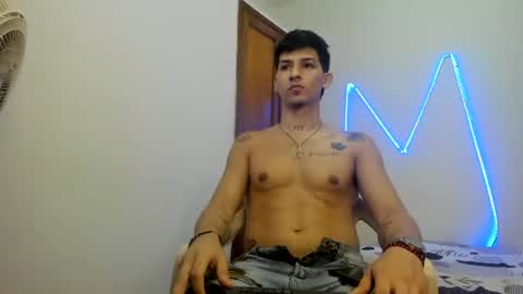 itgram pezlo josue online show from November 2025 01:31:01 PM