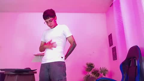 Max online show from April 2026 02:00:02 PM