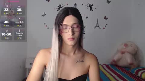 macarena_05_ online show from September 2025 04:52:02 PM