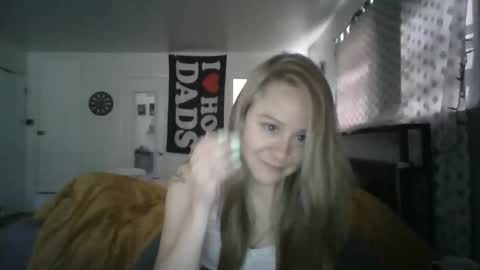 Snapshot of maceyloves chatting on May 2026 02:57:01 PM maceyloves online show from May 2026 02:57:01 PM