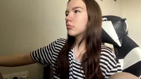 Mila online show from May 2026 09:17:02 AM
