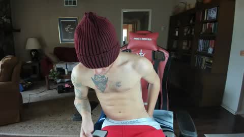 Snapshot of machinecumkelly69 chatting on February 2025 07:27:02 PM machinecumkelly69 online show from February 2025 07:27:02 PM