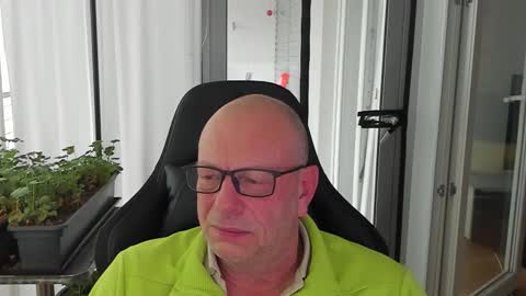 Snapshot of machinegun3dx chatting on December 2025 01:05:02 PM Andy online show from December 2025 01:05:02 PM