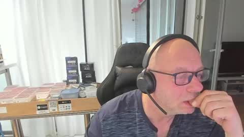 Snapshot of machinegun3dx chatting on February 2026 04:14:02 PM Andy online show from February 2026 04:14:02 PM