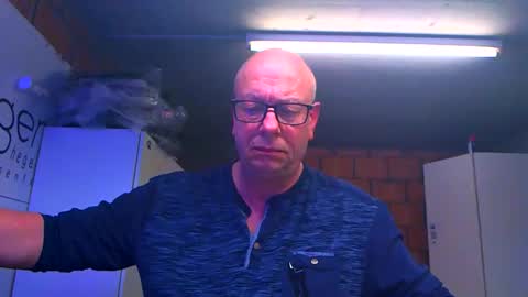 Andy online show from March 2026 06:18:02 PM