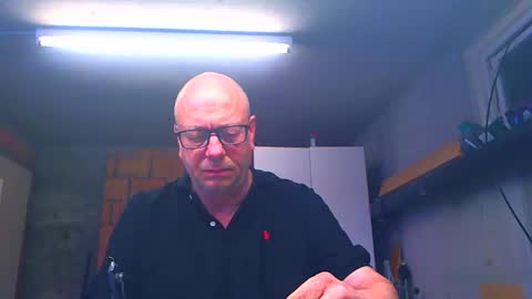 Andy online show from April 2026 07:43:01 PM