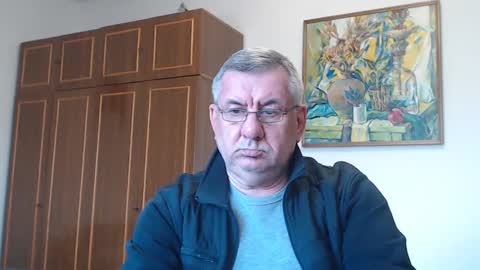 Snapshot of machomale3 chatting on January 2025 01:56:02 PM Macho online show from January 2025 01:56:02 PM