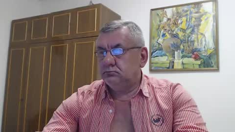 Snapshot of machomale3 chatting on February 2025 09:29:02 PM Macho online show from February 2025 09:29:02 PM