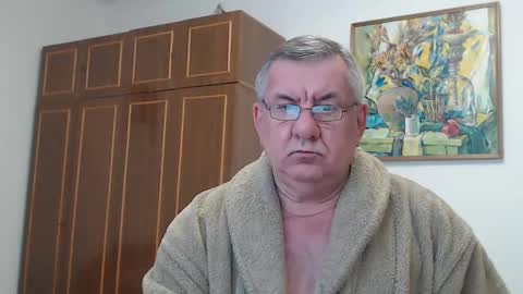 Snapshot of machomale3 chatting on February 2025 02:02:01 PM Macho online show from February 2025 02:02:01 PM