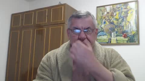 Snapshot of machomale3 chatting on February 2025 09:03:02 PM Macho online show from February 2025 09:03:02 PM