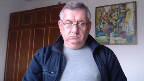 Snapshot of machomale3 chatting on February 2025 03:16:01 PM Macho online show from February 2025 03:16:01 PM