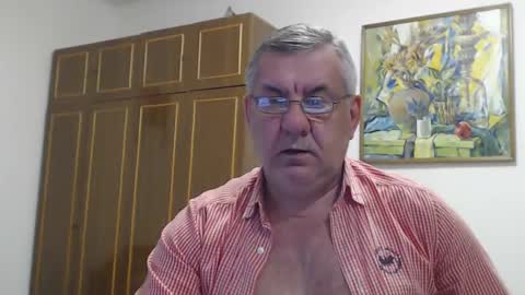 Snapshot of machomale3 chatting on February 2025 11:47:02 PM Macho online show from February 2025 11:47:02 PM