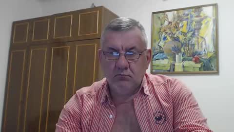 Snapshot of machomale3 chatting on February 2025 08:20:02 PM Macho online show from February 2025 08:20:02 PM