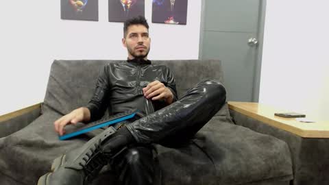 instagram mackdanielsx online show from February 2026 08:38:01 PM