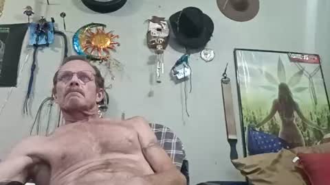 mackdog1369 online show from July 2026 12:18:02 PM