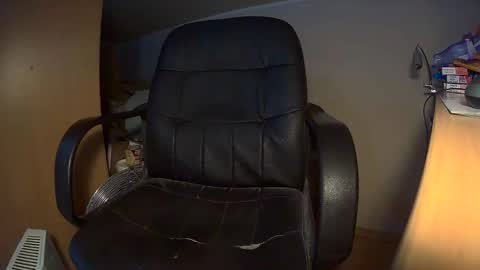 Snapshot of mackenss20 chatting on January 2025 01:00:02 PM Makan online show from January 2025 01:00:02 PM