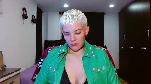 Noah Askew online show from February 2026 12:18:02 AM