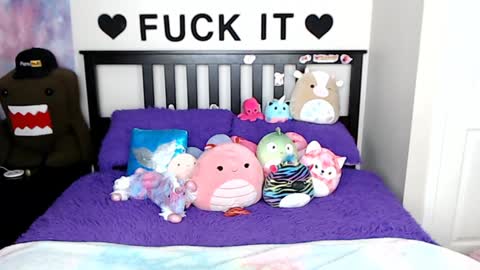 Mackenzie Wolfe online show from January 2025 08:04:02 AM