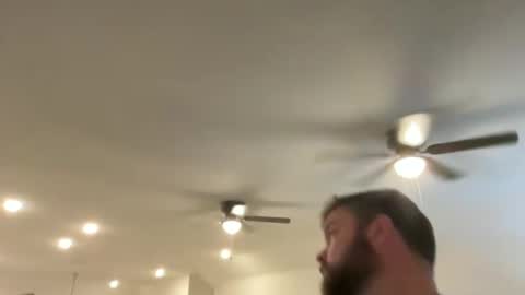 macrackin33 online show from November 2025 12:38:02 AM