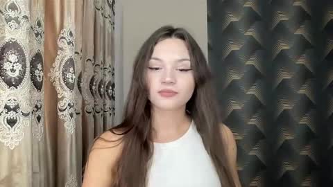 Snapshot of madalenesnedeger chatting on September 2025 01:12:01 PM Alexa online show from September 2025 01:12:01 PM