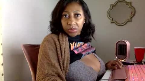 madam_glam online show from March 2026 04:44:02 PM