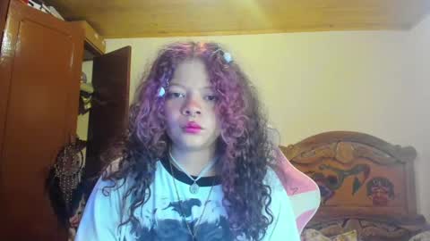 Snapshot of madam_sativa chatting on January 2025 07:13:02 PM di online show from January 2025 07:13:02 PM