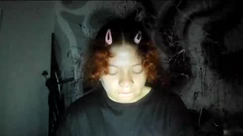 Snapshot of madam_sativa chatting on October 2025 06:54:01 PM di online show from October 2025 06:54:01 PM