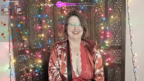 Snapshot of madam_verity chatting on December 2024 02:21:02 AM Madam Verity online show from December 2024 02:21:02 AM