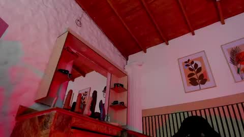 madame ibby online show from April 2026 01:43:02 PM