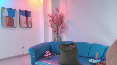 Madame Scarllet  online show from March 2026 11:32:01 AM