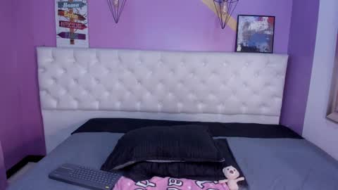 Madamedamn online show from December 2024 03:30:02 PM