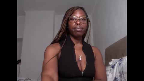 YourMadamIndigo online show from February 2025 10:43:01 PM