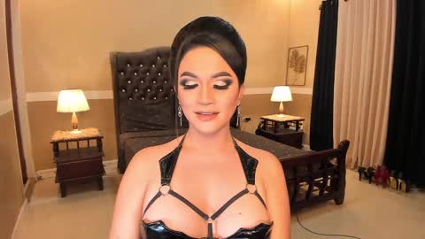 Snapshot of madammistressdominatrixxx chatting on March 2025 02:17:01 AM Alison Kloss online show from March 2025 02:17:01 AM